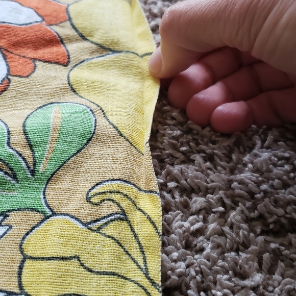 1960s 1970s Flower Power Fabric Tablecloth Yellow Boho Orange Daisy Zinnia #82 - Picture 8 of 16